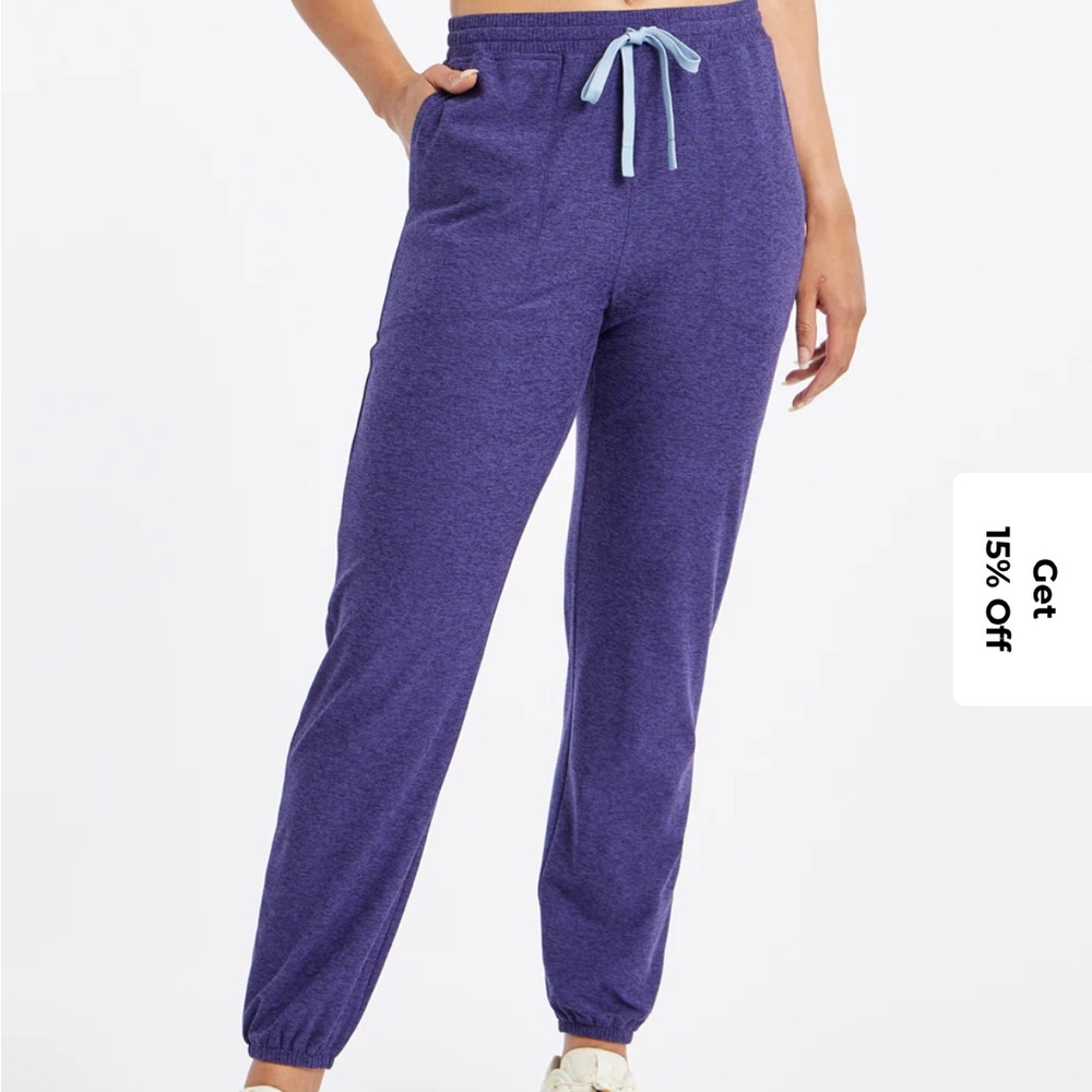 Oiselle Lux Sweatpants - Picture 7 of 11